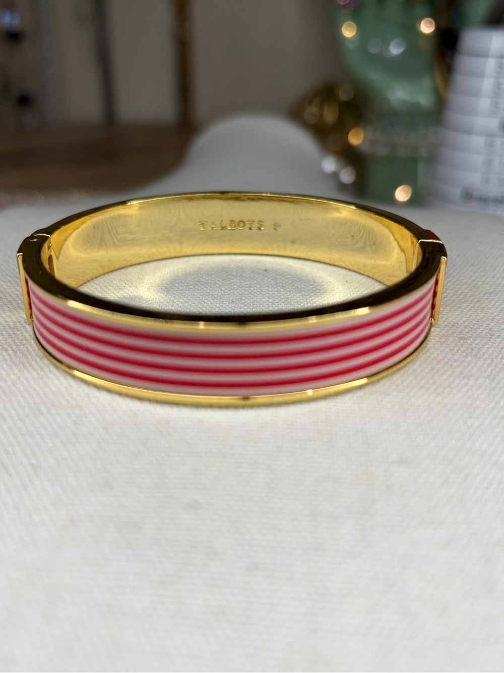 Talbots Clamper Magnetic Bracelet Striped stripes Red White Gold Tone Jewelry